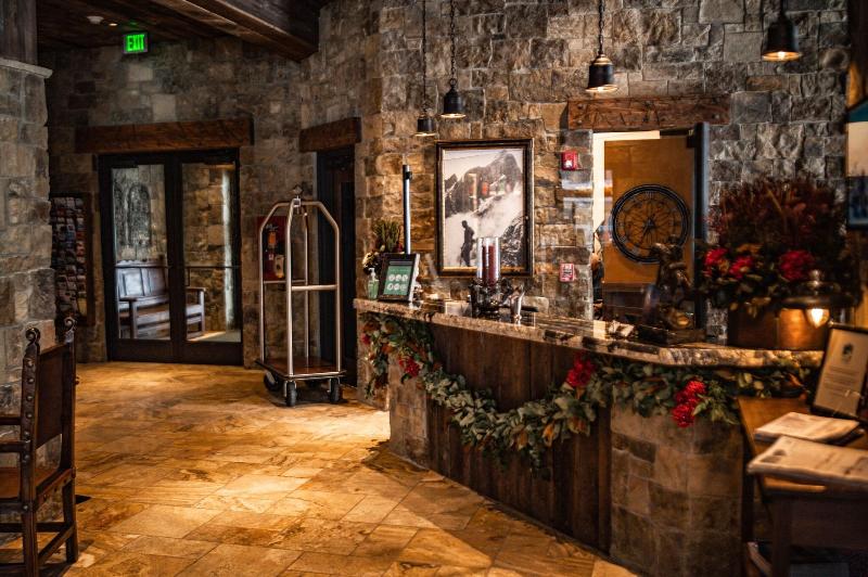 Elk Country Inn - photo 21