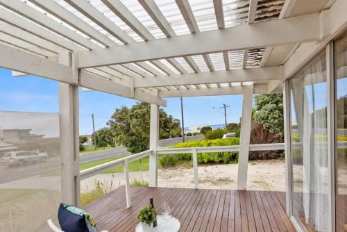 Great Ocean Road Sandy Villa — 4-Star Luxury Hotel in Apollo Bay, Australia