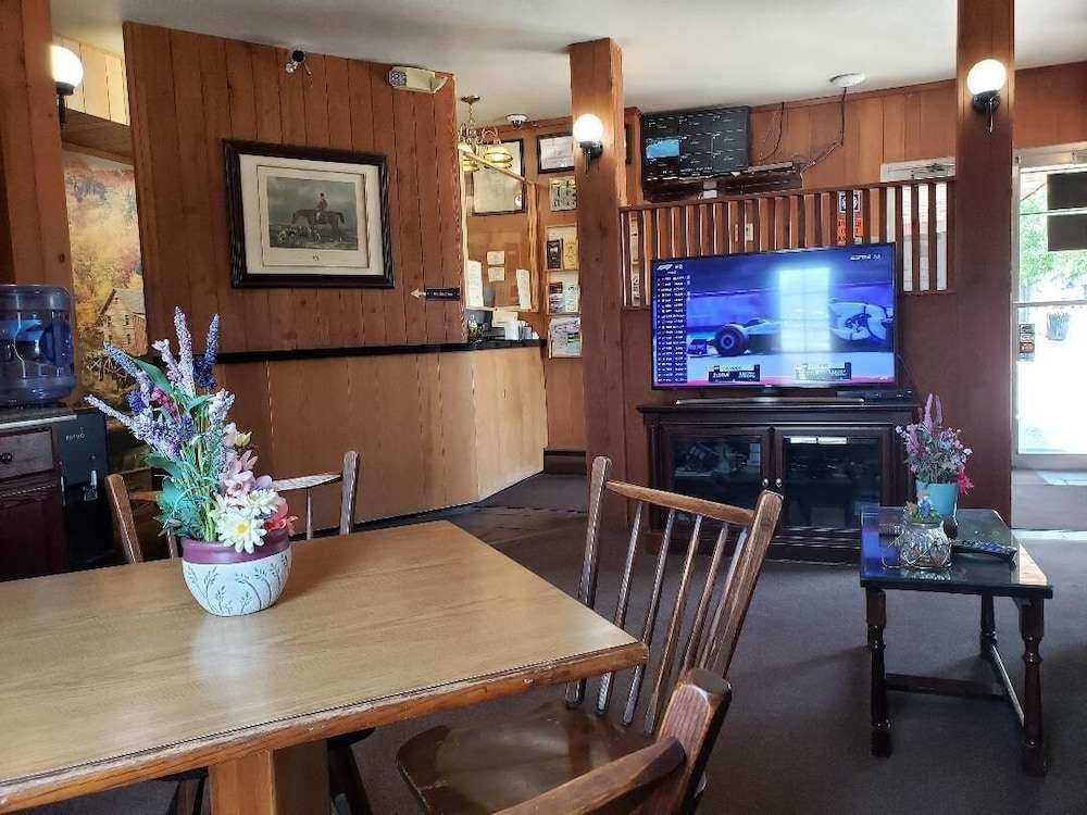 Mansfield Inn - photo 14
