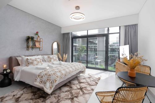 Ultimate Stay 4 Beds Burj Khalifa View Ultra Modern Business Bay — 5-Star Luxury Hotel in Dubai, United Arab Emirates