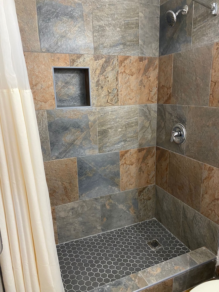 Texas Inn & Suites Raymondville - photo 49