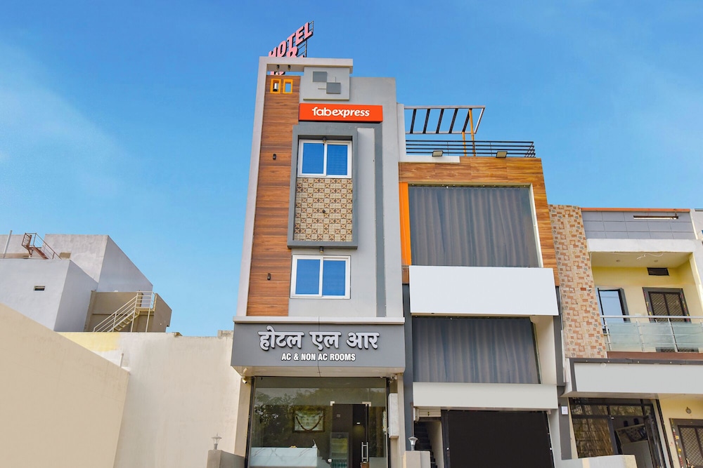 Fabexpress Lr in Ujjain, India