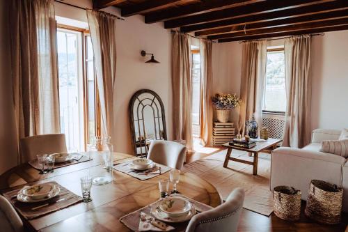 Penthouse on Isola dei Pescatori — 4-Star Luxury Hotel in Stresa, Italy