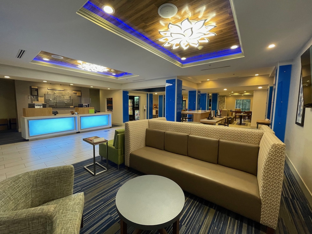 Holiday Inn Express Hotel & Suites Columbia East Elkridge by IHG - featured photo