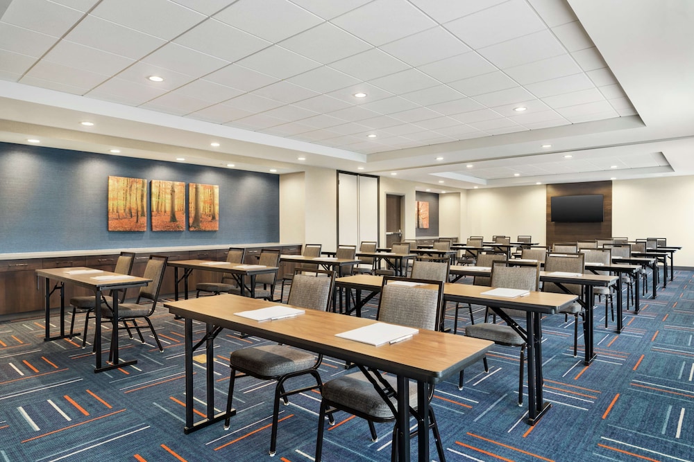 Hampton Inn & Suites Olean - photo 66
