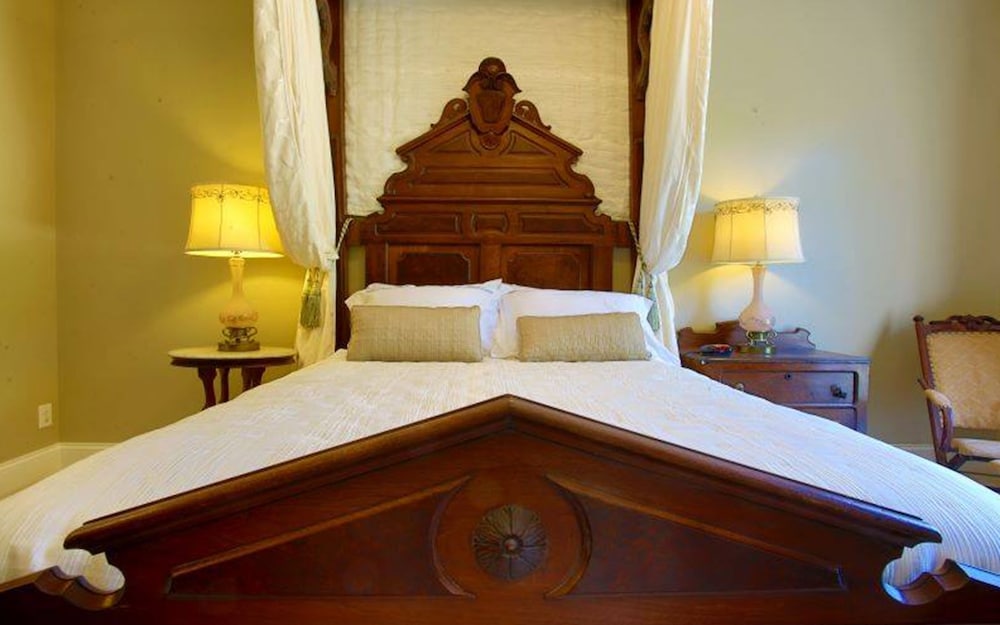 Inntiquity A Country Inn - photo 6