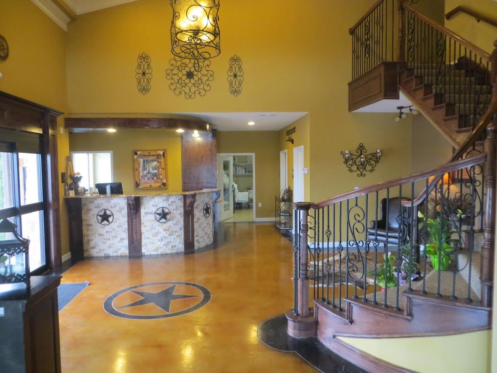 Black Gold Inn - photo 5