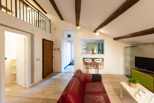 CasaJusta Trastevere — 4-Star Luxury Hotel in Rome, Italy