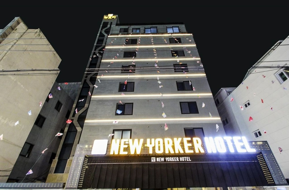 New Yorker Hotel in Chinju, South Korea