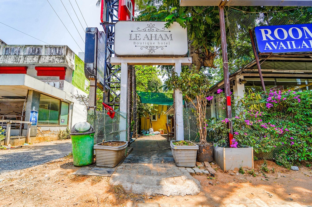 Fabexpress Le Aham Boutique in Puducherry, India