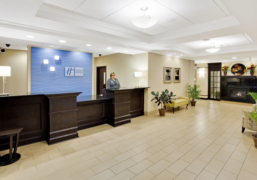 Holiday Inn Express Hotel & Suites Lebanon by IHG - photo 36