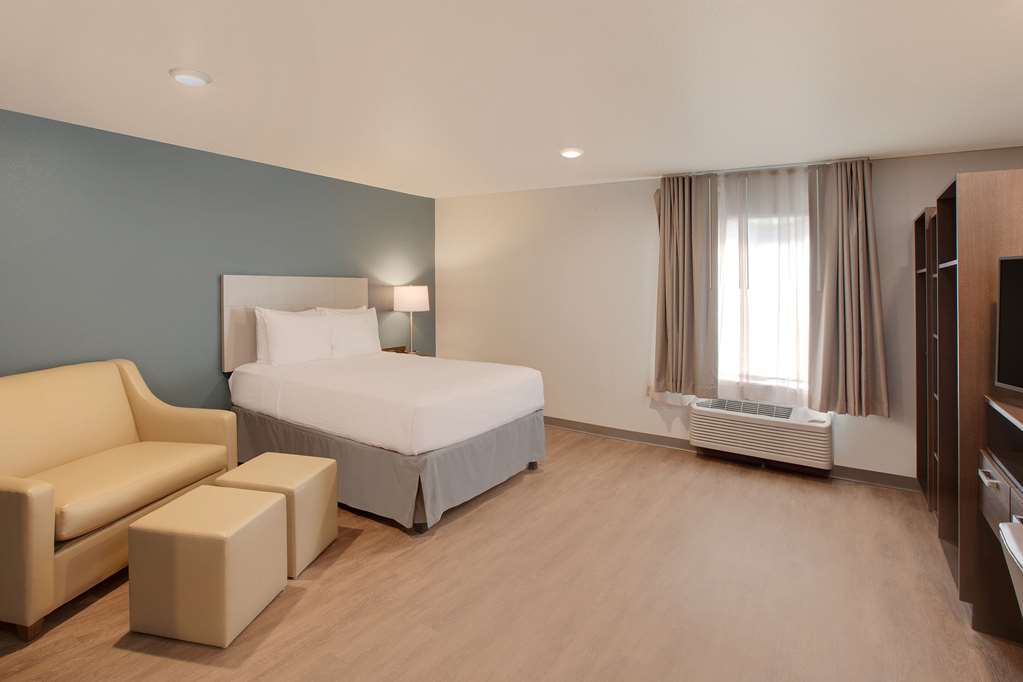 WoodSpring Suites Houston Northwest - photo 9