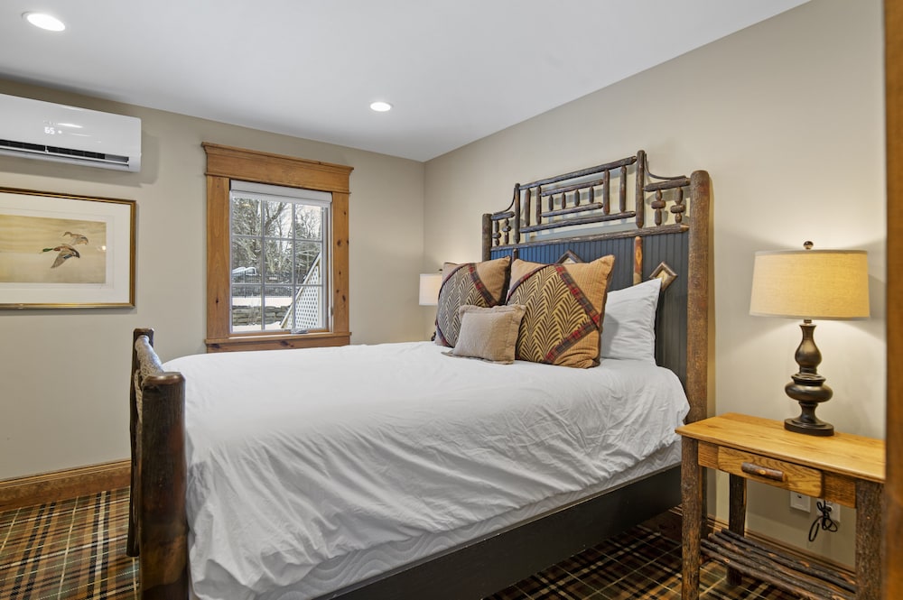 Brook Bound Inn - photo 20