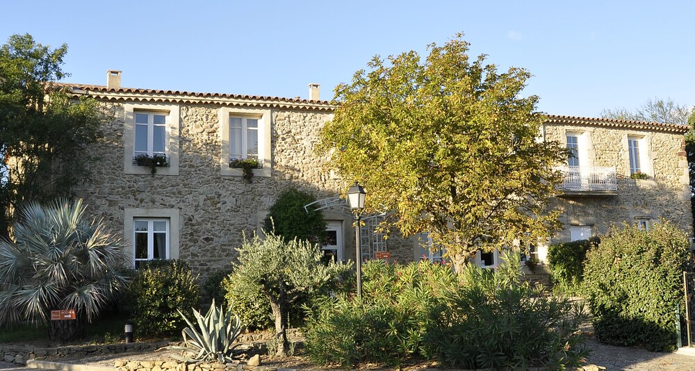 Château de Jonquieres — 4-Star Luxury Hotel in Narbonne, France