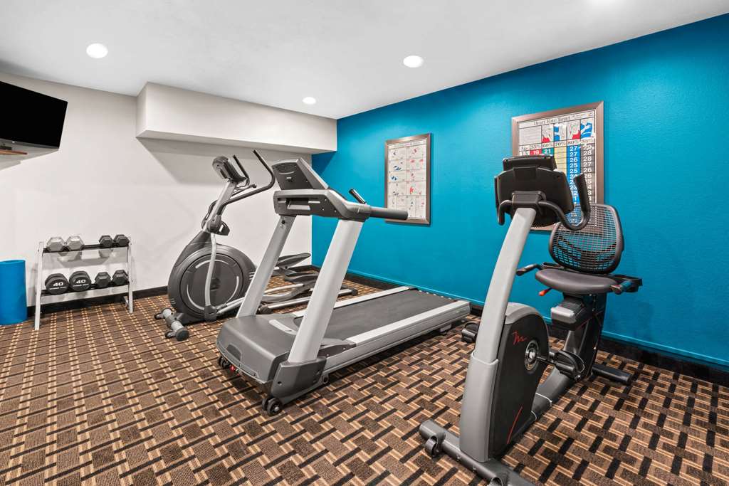 La Quinta Inn & Suites by Wyndham Portland NW - photo 11