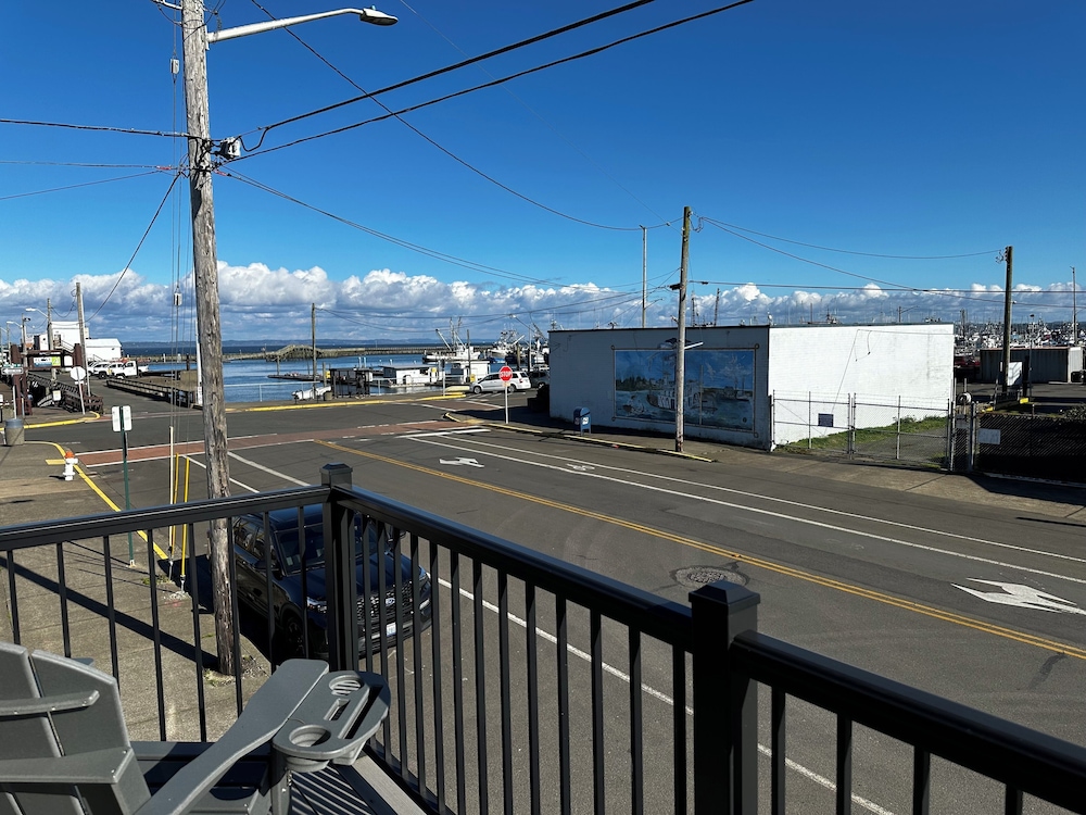 Dock Street Inn - photo 47