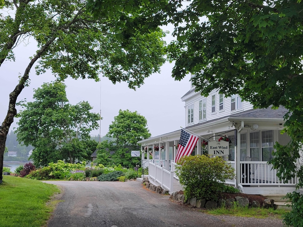 East Wind Inn on the Water - featured photo