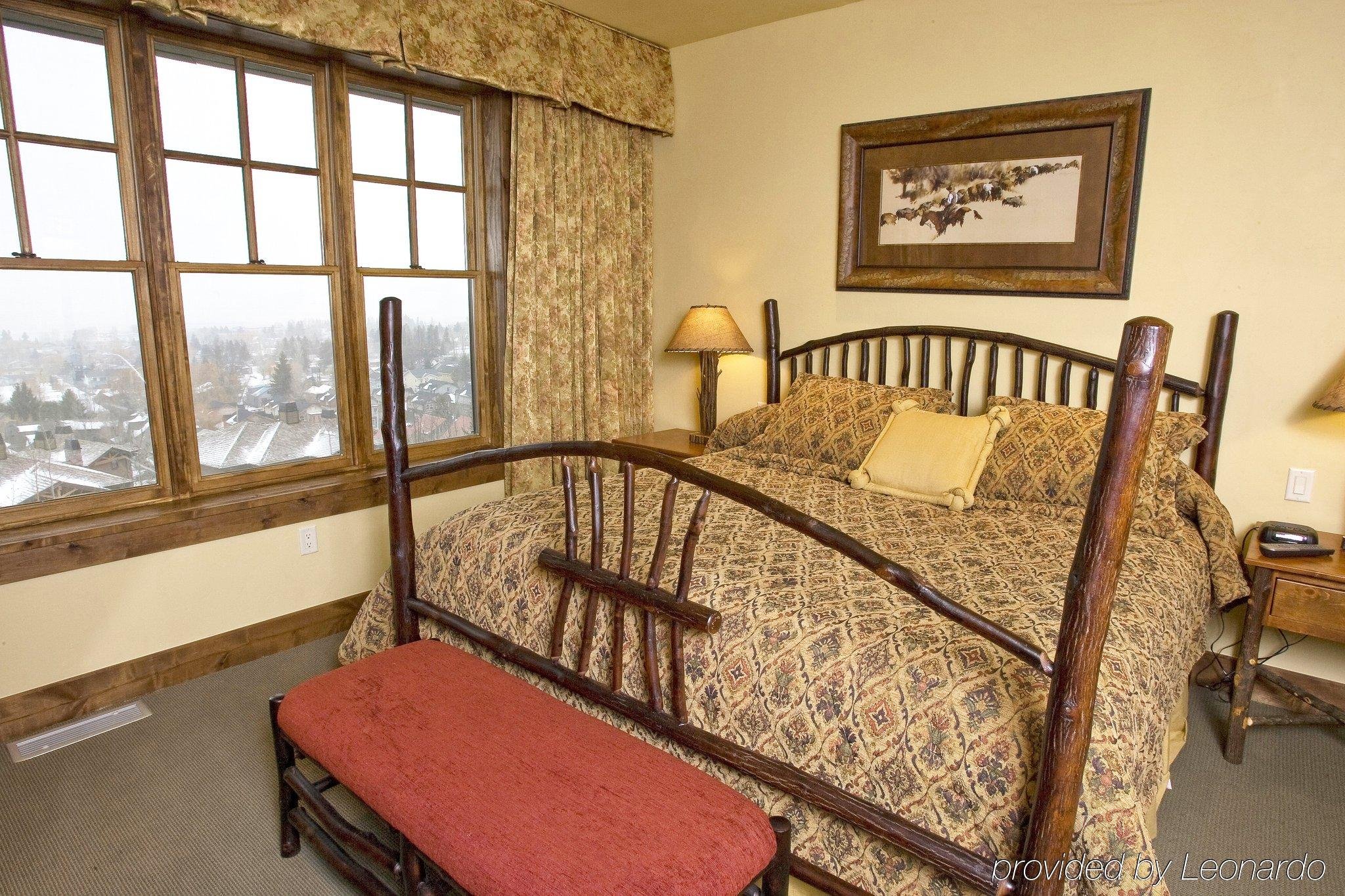 Love Ridge Resort Lodges - photo 4