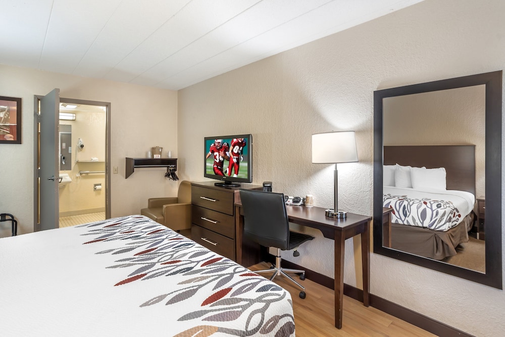 Red Roof Inn Danville PA - photo 15