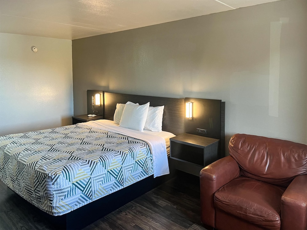 Motel 6 Ozark AR - photo 3