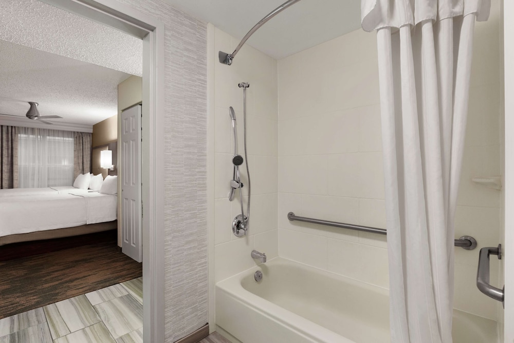 Homewood Suites by Hilton North Dallas Plano - photo 20