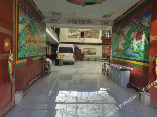 Luofuling Hotel - last minute hotel in Saga