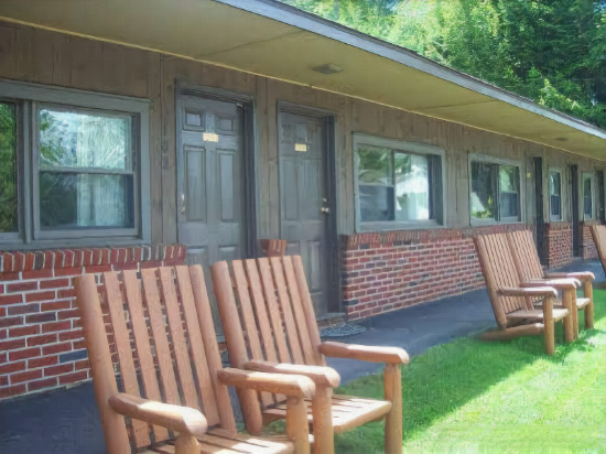 Birch Knoll Motel - photo 11