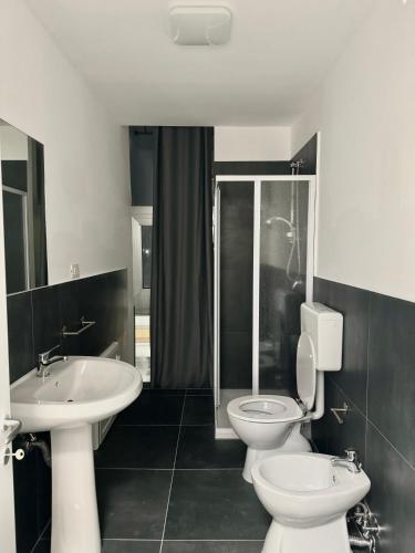 FH rooms — Crotone — photo 5