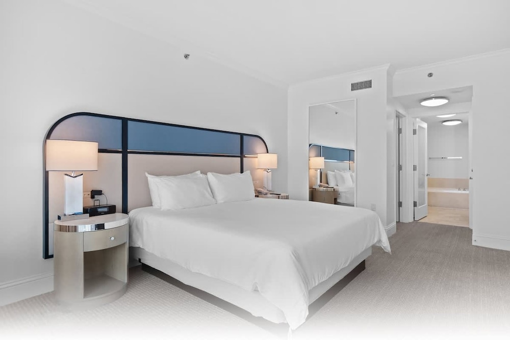 Fontainebleau Miami Beach Private Luxury Suites - photo 68