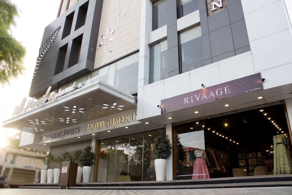 OYO Premium Railway Station Ajmer in Ajmer, India