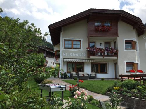 Apartment Ruiel — 4-Star Luxury Hotel in Santa Cristina Valgardena, Italy