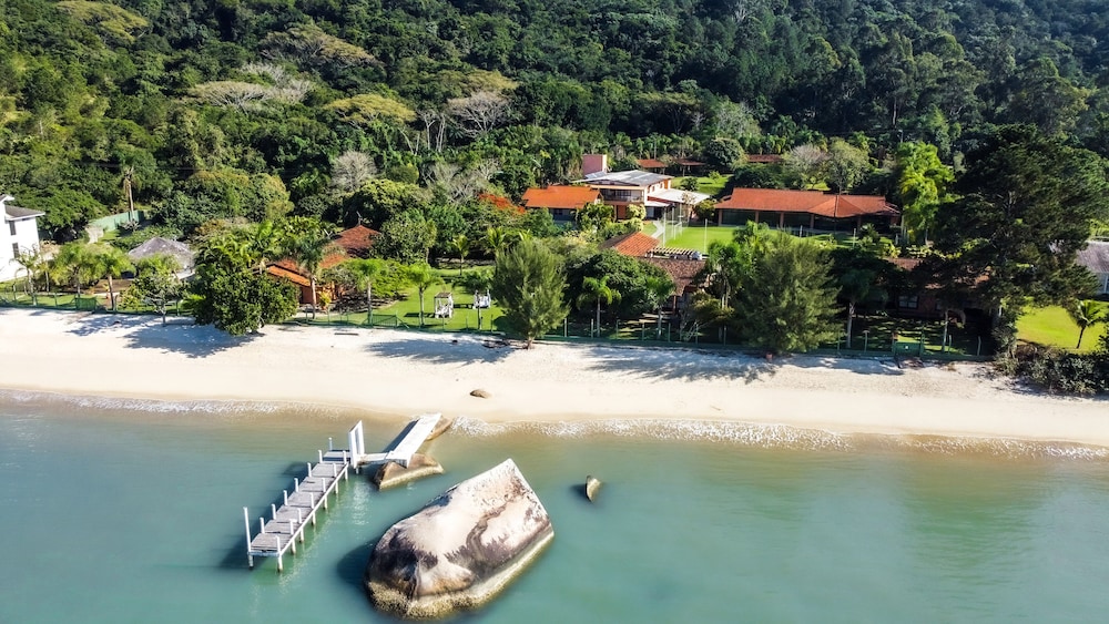 Pousada Recanto das Flores - last minute hotel in Florianopolis