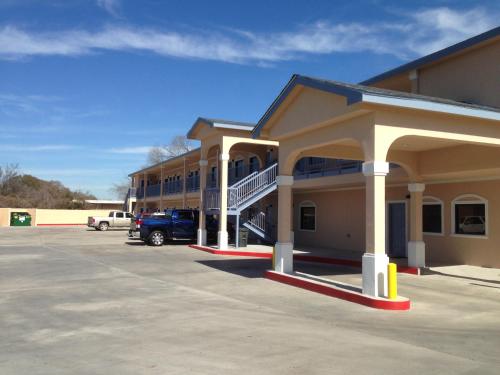 Executive Inn - carbon neutral hotel in Dayton