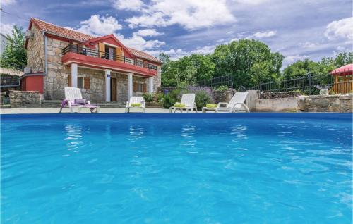 Three Bedroom Holiday Home In Krusevo — 4-Star Luxury Hotel in Krusevo, Croatia
