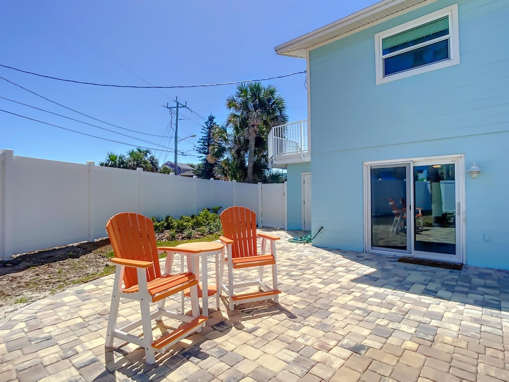 Bikini Top Duplex with Pool 2 Minutes from Beach Flagler Avenue - photo 21