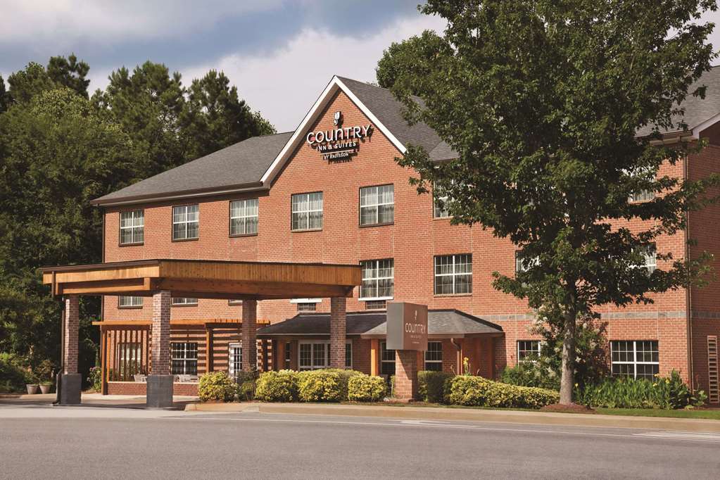 Country Inn & Suites by Radisson Newnan GA - photo 2