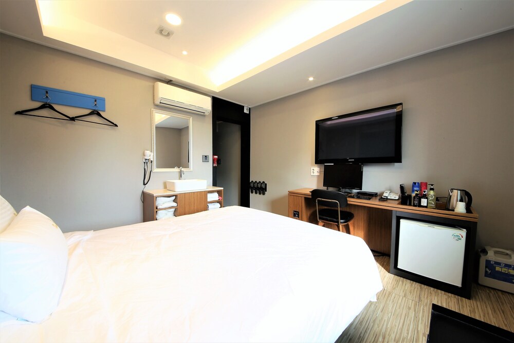 Star Hotel — Busan — photo 5
