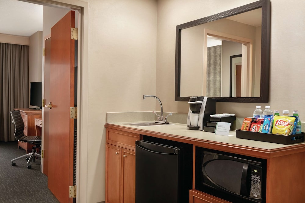 Embassy Suites by Hilton Franklin Cool Springs - photo 11