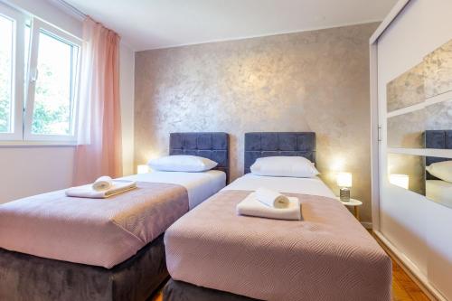 Apolon 2BDR apartment with balcony — 4-Star Luxury Hotel in Zadar, Croatia