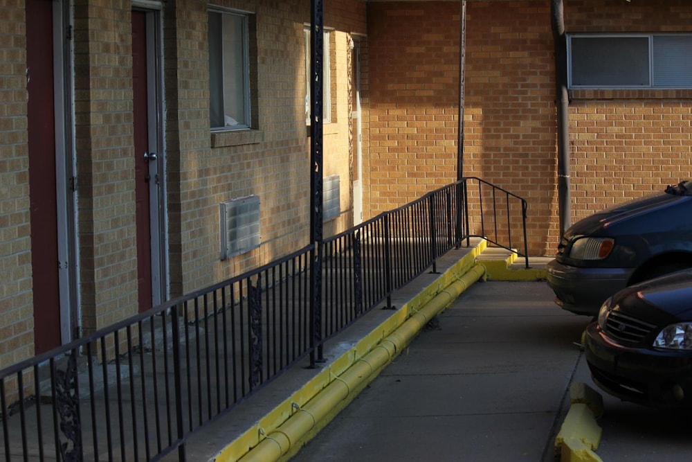 Stardust Motel and Suites El Dorado KS - photo 21