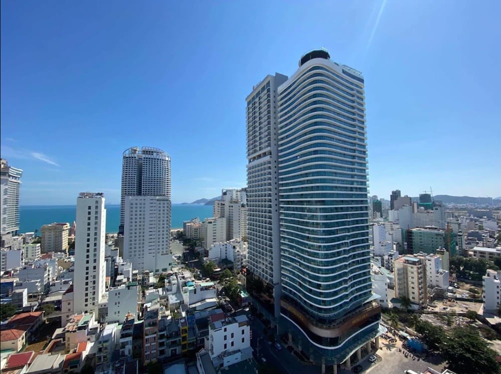 Regalia Gold Hotel — 5-Star Luxury Hotel in Nha Trang, Vietnam