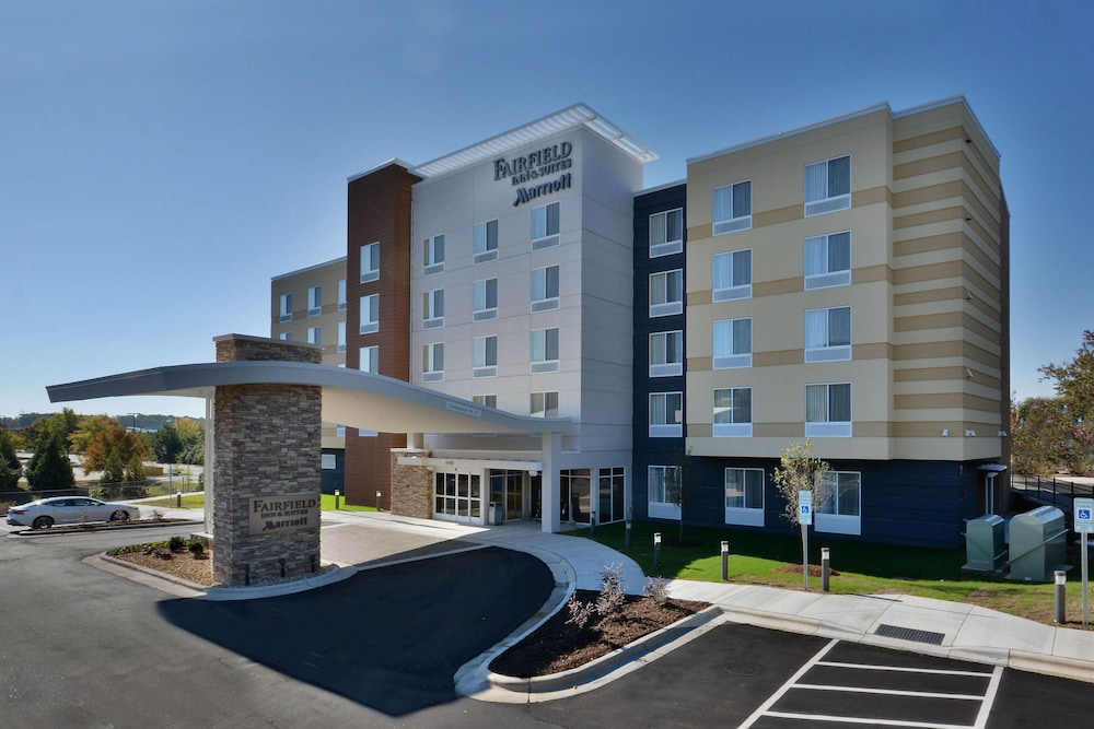 Fairfield Inn & Suites by Marriott Raleigh Capital Blvd. I 540 - photo 49