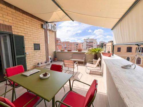 Attico Urbano Terrazza su Roma — 4-Star Luxury Hotel in Rome, Italy