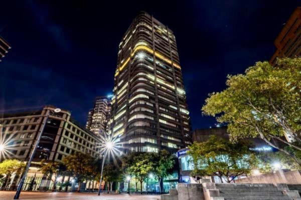 One Thibault Square 1517 by CTHA
