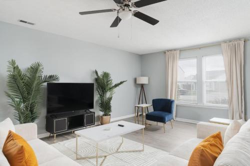 Cozy Home Plainfield Indy — 4-Star Luxury Hotel in Plainfield, United States