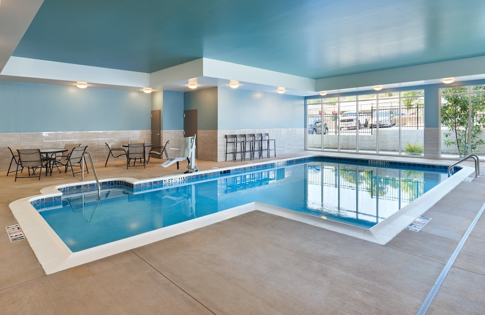 Candlewood Suites Asheville Downtown by IHG - photo 34
