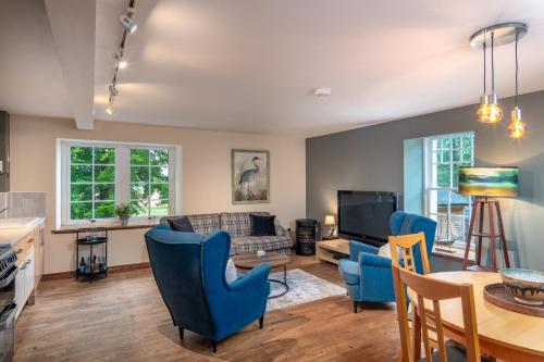 The Jaw Barn 19513888 — Milngavie