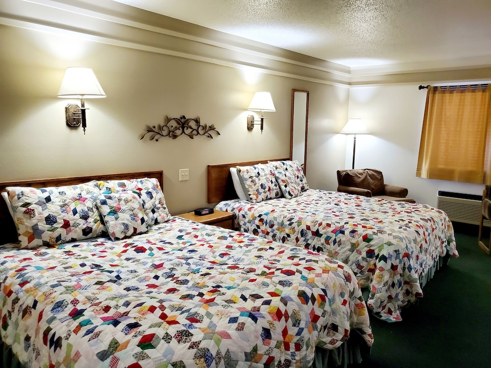 Covered Wagon Motel - photo 38