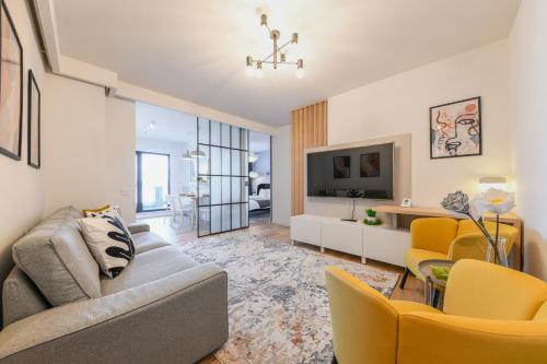 Panoramic Sunset View Apartment — 4-Star Luxury Hotel in Cluj-Napoca, Romania