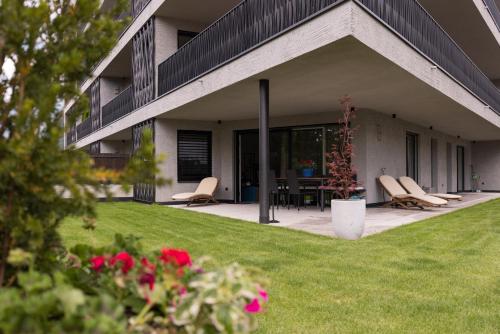Apartment Ando — 4-Star Luxury Hotel in Brunico, Italy